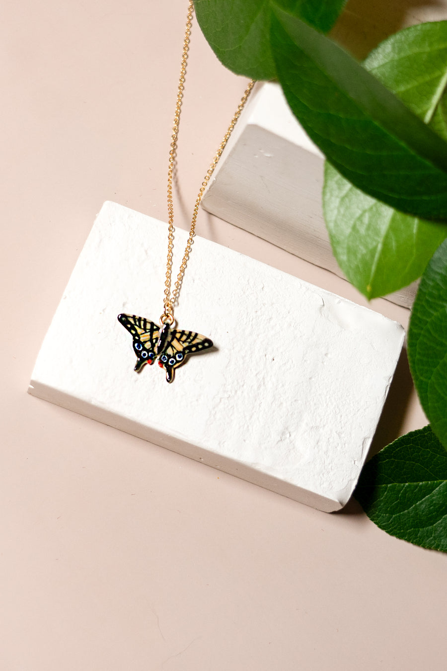 Tiny Flutter in Yellow Necklace
