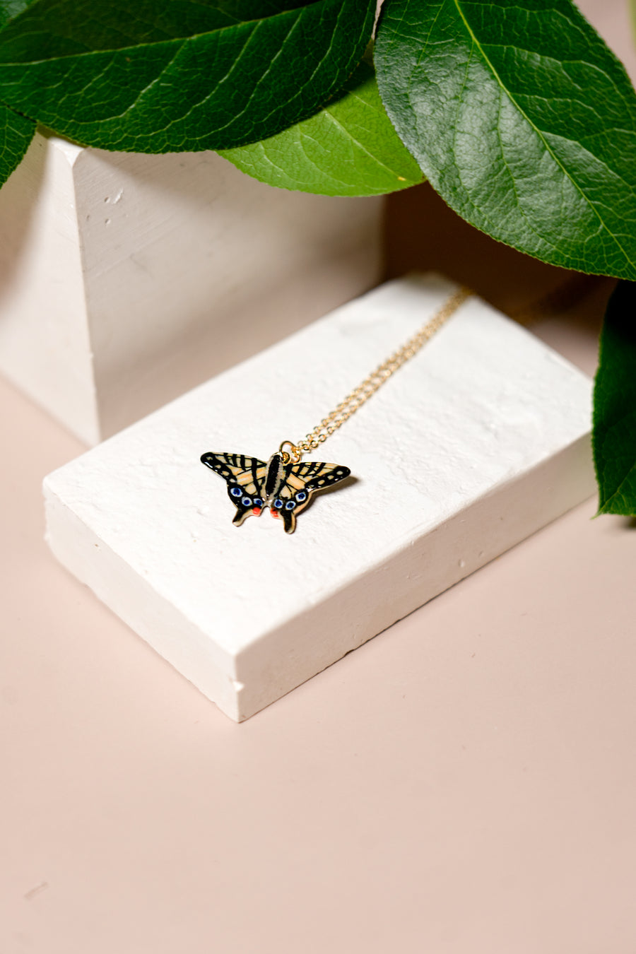Tiny Flutter in Yellow Necklace