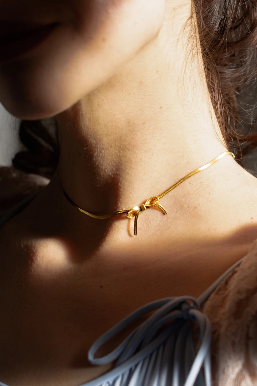 Bow Peep Choker / Necklace Gold