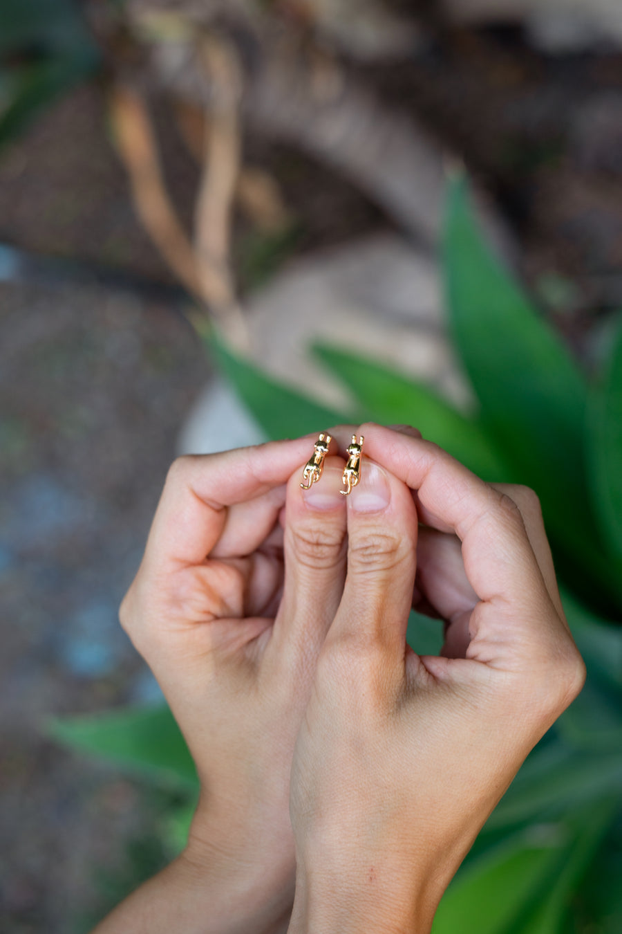 Meow Studs