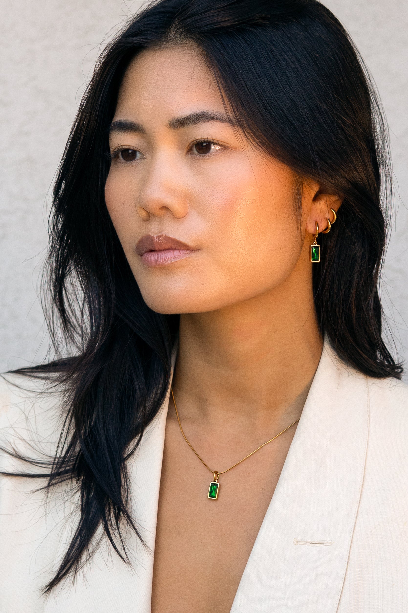 Vanessa Hoops